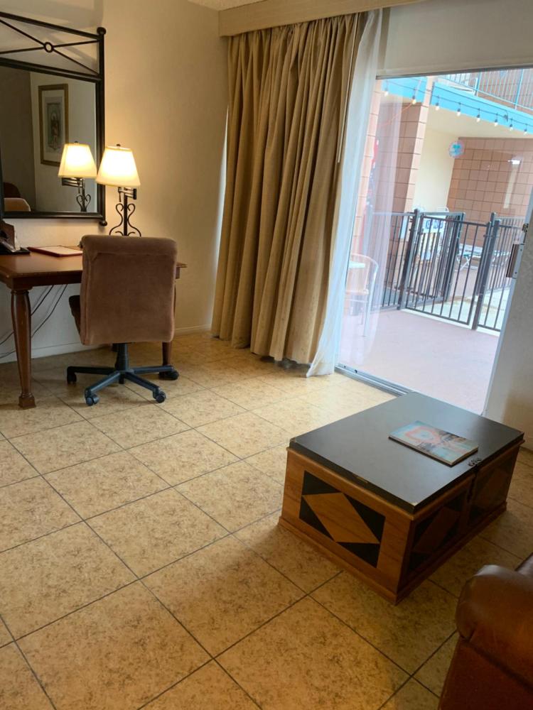 Deluxe King Room interior
